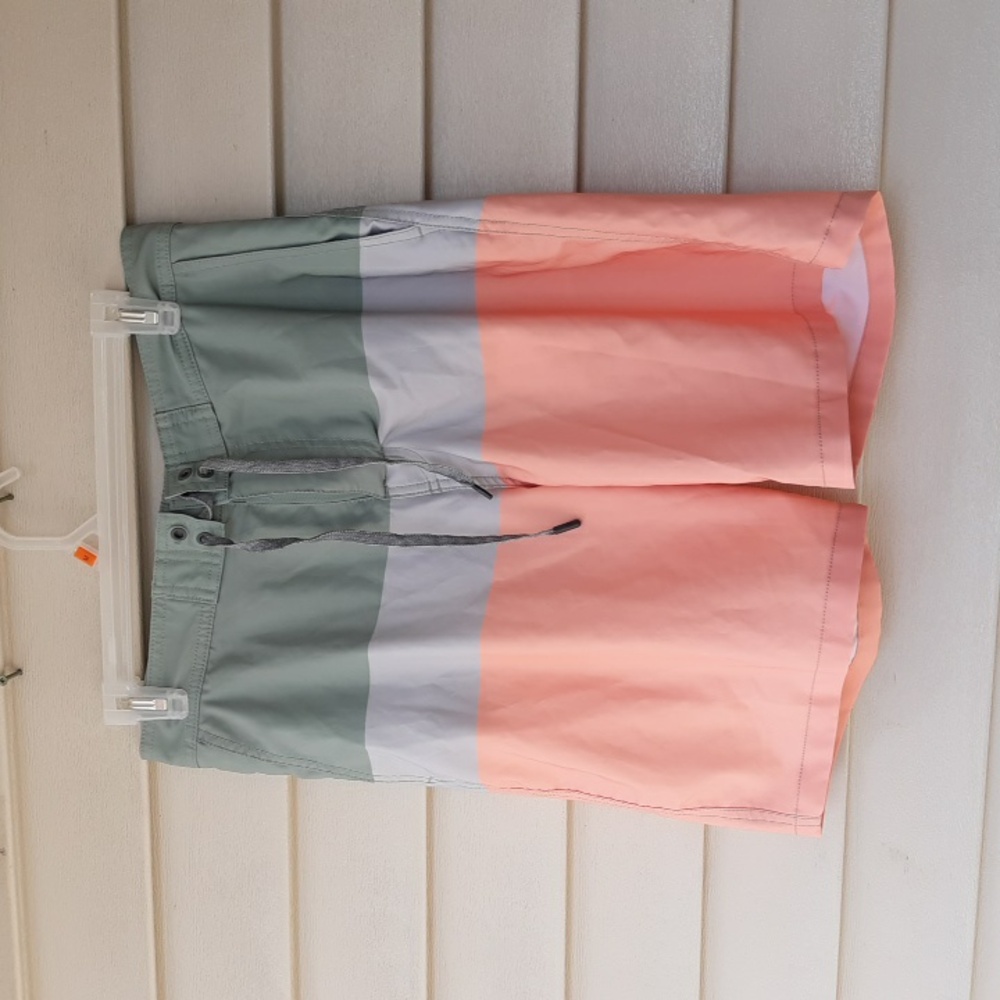Free Assembly mens board shorts size 30